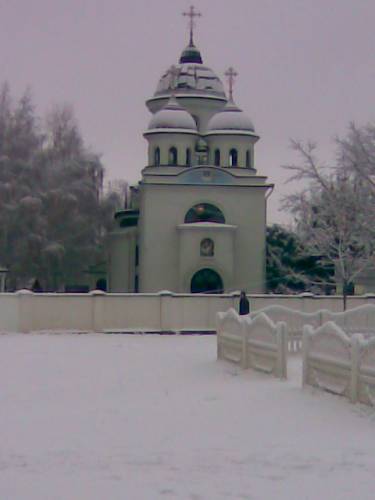 церковь в снегу